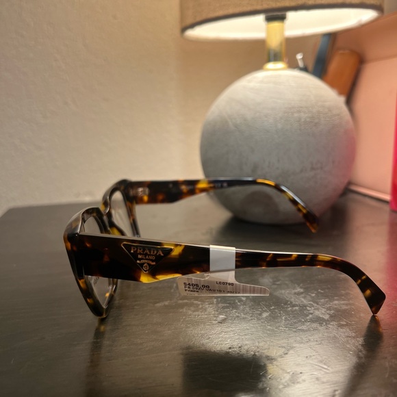 prada eyeglasses 🔥 - Picture 4 of 9